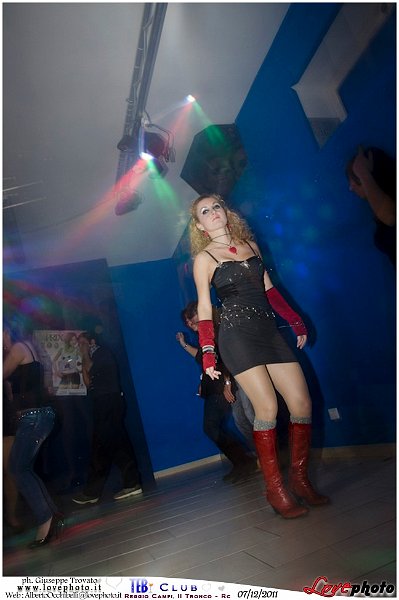 237Teb_Club_Miss Grand Prix_LovePhoto-07122011.jpg